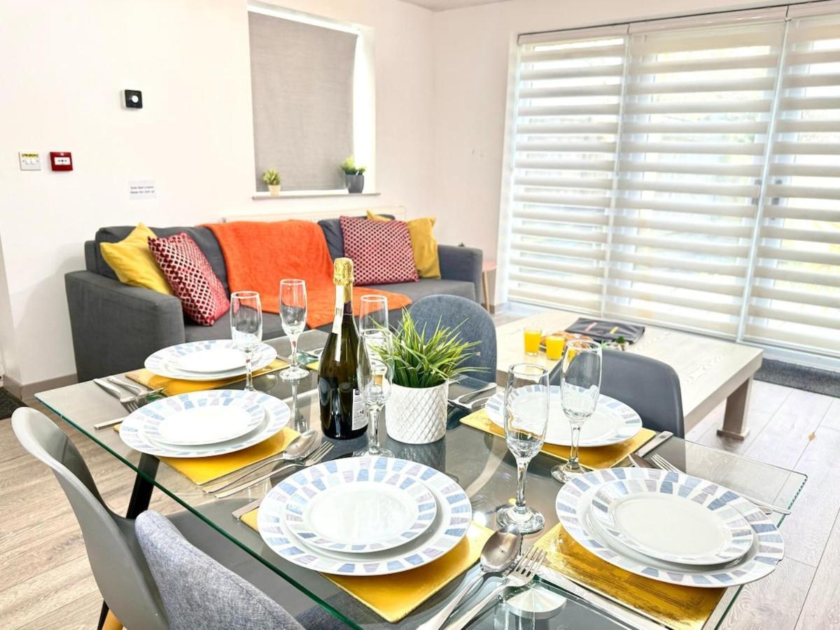Horizon House, Stunning 2-Bedroom Flat 1, Parking, Netflix, Oxford Exterior foto