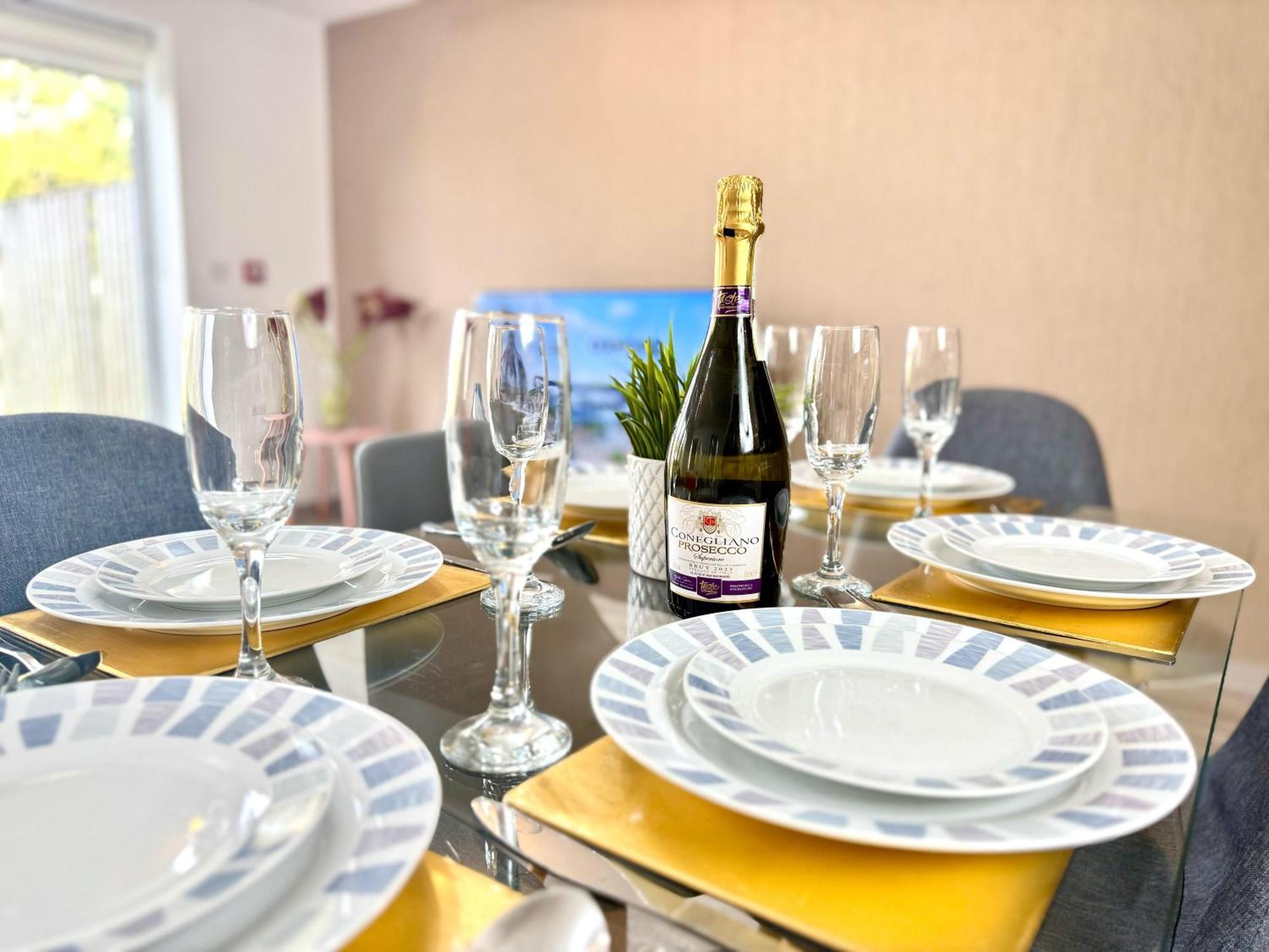 Horizon House, Stunning 2-Bedroom Flat 1, Parking, Netflix, Oxford Exterior foto